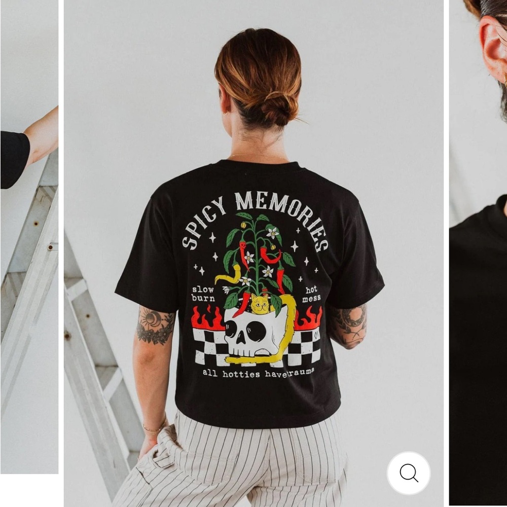 Octopied mind spicy memories cotton boxy crop t shirt medium